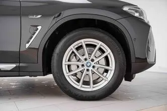 BMW X3, 2.0, 120 kW, petrol, automatic, four-wheel drive