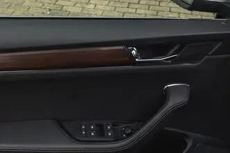 Škoda Superb, 2.0, 147 kW, дизель, автомат, полный привод