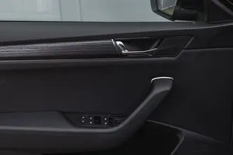 Škoda Superb, 2.0, 110 kW, diesel, automatic, front-wheel drive