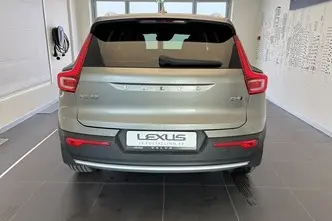 Volvo XC40, 2.0, 145 kW, гибрид, автомат, полный привод