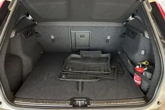 Volvo XC40, 2.0, 145 kW, гибрид, автомат, полный привод