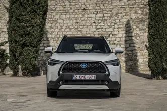 Toyota Corolla Cross, 72 kW, гибрид, автомат, передний привод