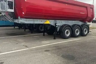 Schwarzmüller K-serie 27m3 Hardox sadulatapp 18 t 6140kg