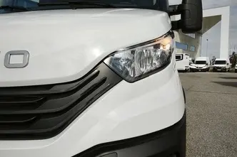 Iveco Daily, 2.3, 115 kW, дизель, механическая, задний привод