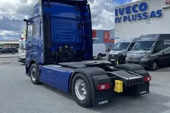 Iveco S-Way, 12.9, 368 kW, дизель, автомат, задний привод