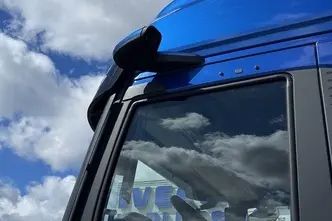 Iveco S-Way, 12.9, 368 kW, дизель, автомат, задний привод