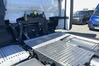 Iveco S-Way, 12.9, 368 kW, diesel, automatic, rear-wheel drive