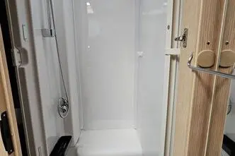 Sunlight T67, 2.2, 103 kW, diisel, automaat, esivedu