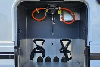 Laika Kosmo, 2.2, 132 kW, diisel, automaat, esivedu