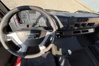 MAN TGA 26.440, 324 kW, diesel, manual