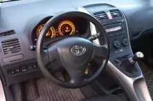 Toyota Auris, 1.4, 71 kW, bensiin, manuaal, esivedu