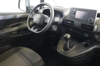 Toyota Proace City, 1.2, 81 kW, bensiin, manuaal, esivedu