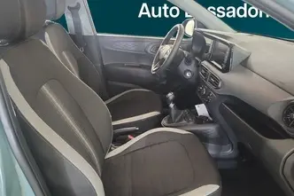 Hyundai i10, 1.0, 46 kW, бензин, механическая, передний привод