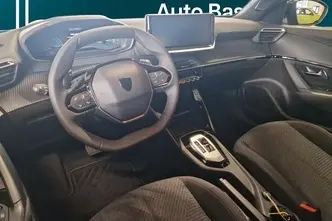 Peugeot 2008, 1.2, 100 kW, бензин, автомат, передний привод