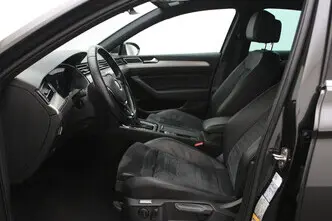 Volkswagen Passat, 1.4, 92 kW, bensiin, automaat, esivedu