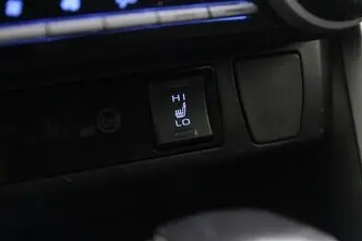 Toyota RAV4, 2.5, 131 kW, гибрид, автомат, полный привод