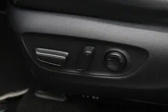 Toyota RAV4, 2.5, 131 kW, гибрид, автомат, полный привод