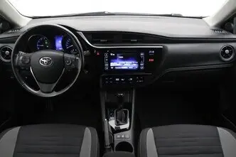 Toyota Auris, 1.6, 97 kW, бензин, автомат, передний привод