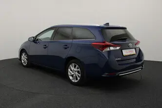 Toyota Auris, 1.6, 97 kW, бензин, автомат, передний привод