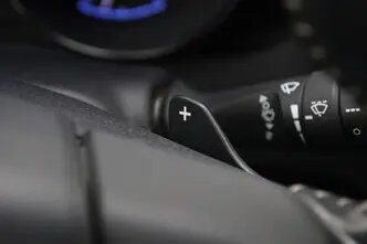 Toyota Auris, 1.6, 97 kW, бензин, автомат, передний привод