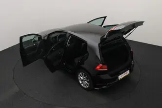 Volkswagen Golf, 1.0, 81 kW, petrol, manual, front-wheel drive