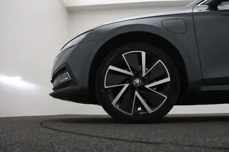 Škoda Octavia, 1.4, 110 kW, pistikhübriid, automaat, esivedu