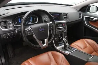 Volvo V60, 2.4, 158 kW, pistikhübriid, automaat, nelikvedu