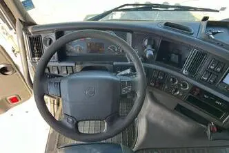 Volvo FH 480 8x4*4, 353 kW, diesel, automatic