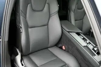 Volvo XC60, 2.0, 293 kW, бензин, автомат, полный привод