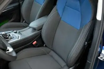 Lynk&Co 01, 1.5, 132 kW, hübriid, automaat, esivedu