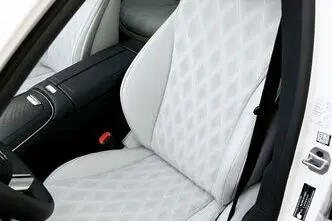 Mercedes-Benz E 300, 2.0, 230 kW, pistikhübriid, automaat, nelikvedu