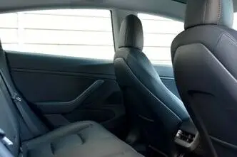 Tesla Model 3, 366 kW, elekter, automaat, nelikvedu