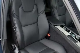 Volvo XC60, 2.0, 184 kW, гибрид, автомат, полный привод