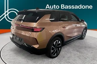 Opel Grandland, 1.2, 107 kW, гибрид, автомат, передний привод