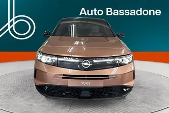 Opel Grandland, 1.2, 107 kW, гибрид, автомат, передний привод