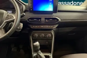 Dacia Sandero, 1.0, 67 kW, бензин, механическая, передний привод