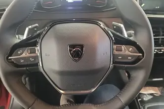 Peugeot 2008, 1.2, 96 kW, бензин, автомат, передний привод