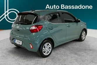 Hyundai i10, 1.0, 46 kW, бензин, механическая, передний привод