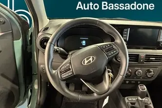 Hyundai i10, 1.0, 46 kW, бензин, механическая, передний привод