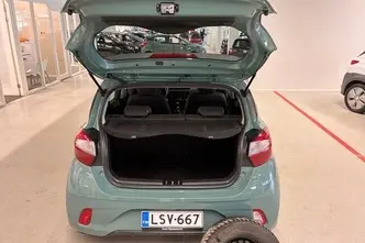 Hyundai i10, 1.0, 46 kW, бензин, механическая, передний привод