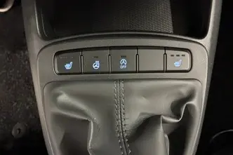 Hyundai i10, 1.0, 46 kW, бензин, механическая, передний привод