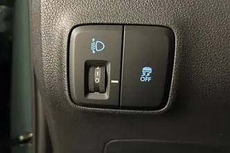 Hyundai i10, 1.0, 46 kW, бензин, механическая, передний привод