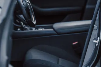 Mazda 3, 2.0, 110 kW, hübriid, automaat, esivedu