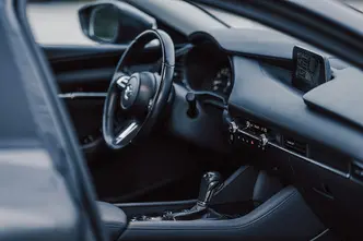 Mazda 3, 2.0, 110 kW, hübriid, automaat, esivedu