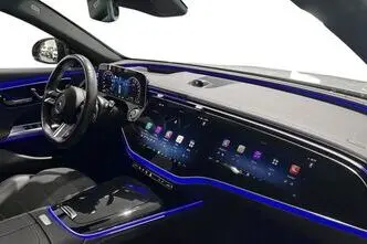 Mercedes-Benz E 300, 2.0, 230 kW, подключаемый гибрид, автомат, полный привод