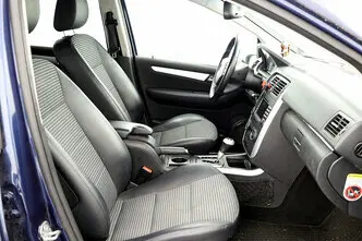 Mercedes-Benz B 200, 2.0, 135 kW, bensiin, automaat, esivedu