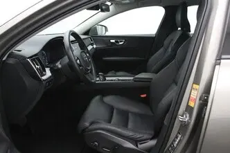 Volvo V60 Cross Country, 2.0, 184 kW, гибрид, автомат, полный привод