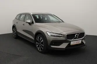 Volvo V60 Cross Country, 2.0, 184 kW, гибрид, автомат, полный привод