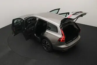 Volvo V60 Cross Country, 2.0, 184 kW, гибрид, автомат, полный привод