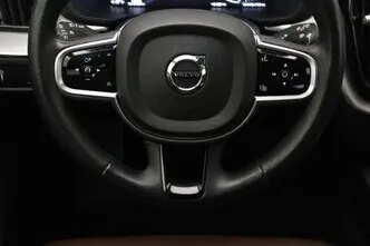 Volvo XC60, 2.0, 140 kW, дизель, автомат, полный привод